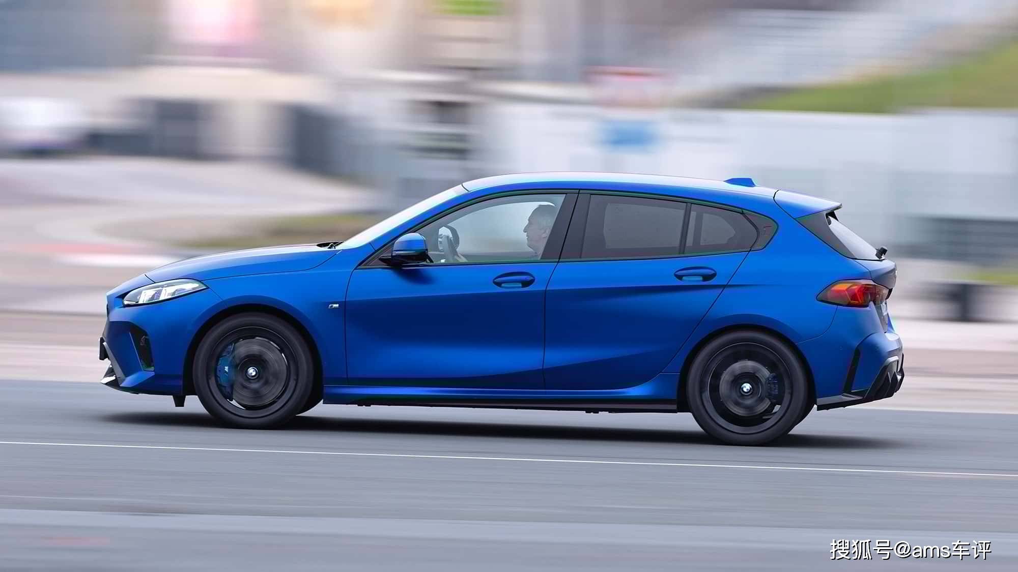 三缸+輕混能跑出什么水平?測試BMW 120,依舊運動范兒