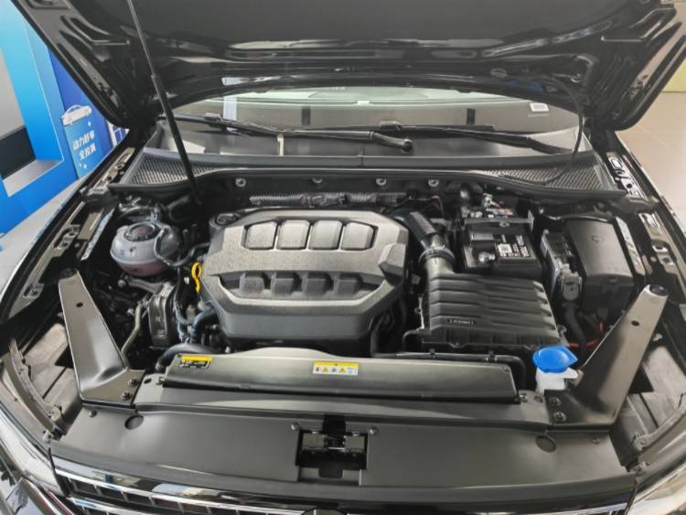 賦予了傳統轎車全新生命力 實拍邁騰3000萬輛甄選款