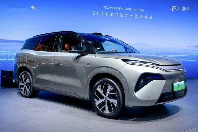 20-30萬級產品力爆表的兩款車:比亞迪漢L和唐L,不接受反駁