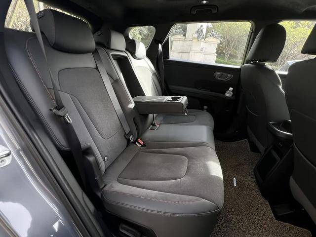 試駕北京現(xiàn)代 EO羿歐,合資電動“入門生”的誠意之作