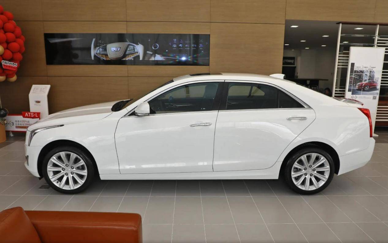 新凱迪拉克CT5對比老款,8層啞光漆對比4層漆,馬力下降?