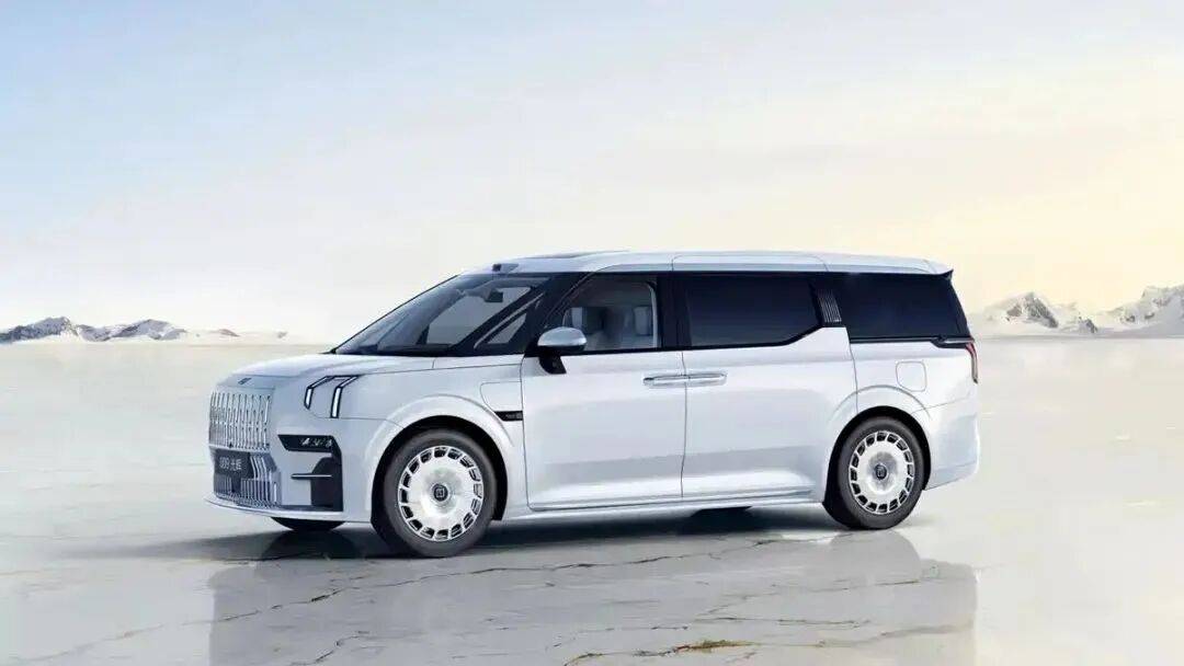 吉利:在對標戰略中追擊“迪王”