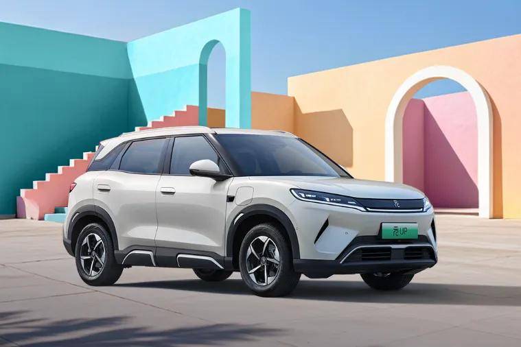 11月銷量前十車型:比亞迪占一半,小米YU7領先日產軒逸上榜!