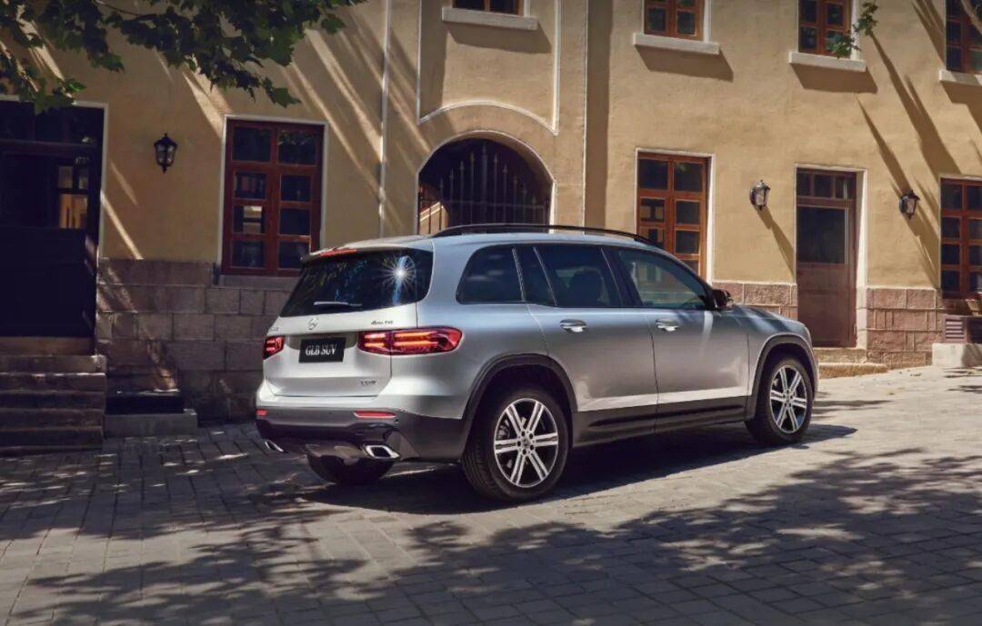 全新一代奔馳GLB發布,現款GLB好看但好開嗎?