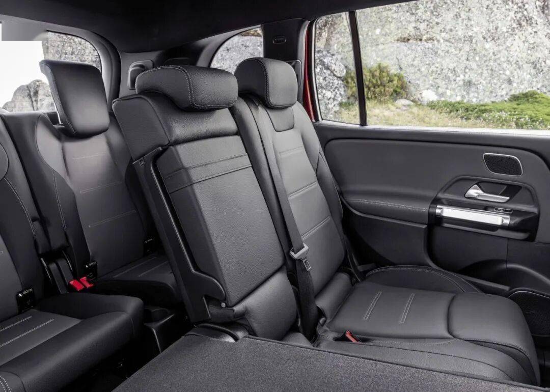 全新一代奔馳GLB發布,現款GLB好看但好開嗎?