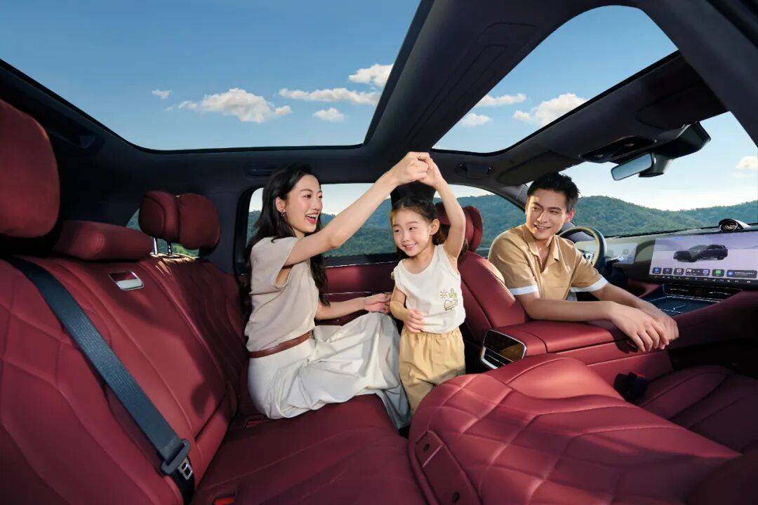 重新定義40萬級SUV的標準:問界M8與“理性豪華”的勝利